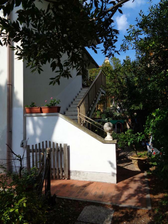 La Casa Di Nina Διαμέρισμα Quercianella Εξωτερικό φωτογραφία