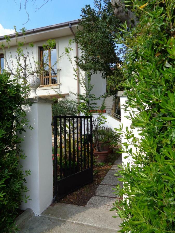 La Casa Di Nina Διαμέρισμα Quercianella Εξωτερικό φωτογραφία